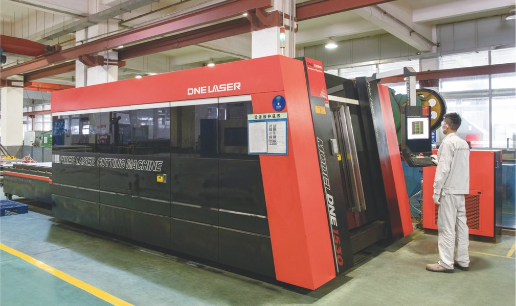 Warom Technology Incorporated Company manufacturer production line