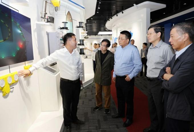 Shanghai Emergency Management Bureau expert bank electrical explosion-proof safety professional group learning seminar was held in Warom.