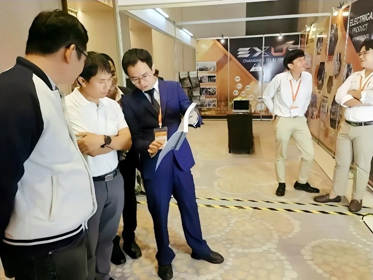 novedades más recientes de la empresa sobre Warom Technology «simposio especial internacional IECEx de tecnología a prueba de explosiones en Tailandia» se llevó a cabo con éxito 3