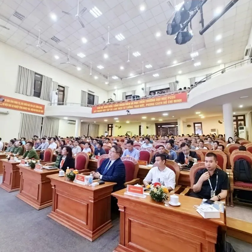 latest company news about Warom Technology "International explosion-proof technology Vietnam special Forum" was successfully held  1